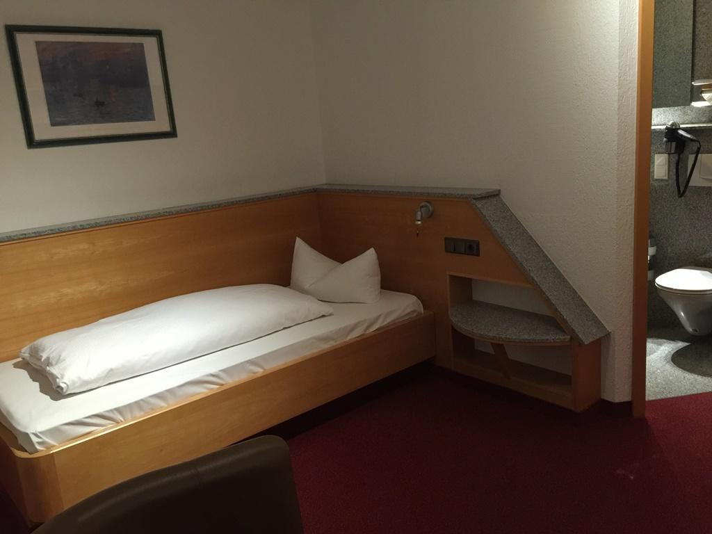 Hotel "Am Bergpark" Neue Drusel Kassel Esterno foto